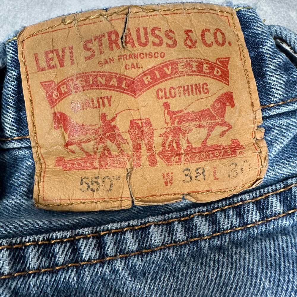 Levis 550 Jeans Mens 38x30 Blue Relaxed Fit Tapered Leg Denim Pants - Picture 8 of 14